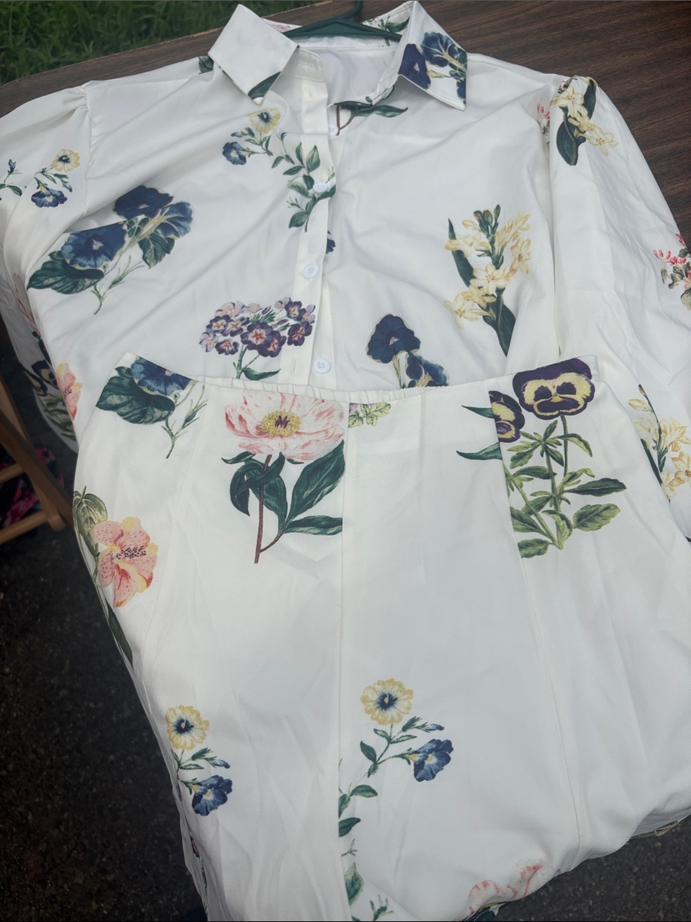 Floral Print White Cotton-Blend Button-Up Top & Shorta